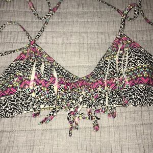 🌴☀️ SUPER CUTE TOP ☀️🌴